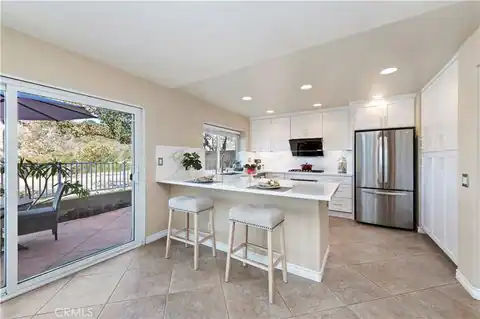 33 Fuente, Rancho Santa Margarita, CA 92688 — photo 11