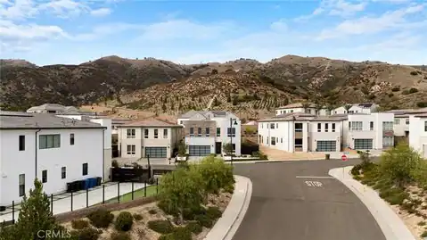 20601 W Overlook Court, Porter Ranch, CA 91326 — photo 35