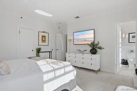 702 Ash St #704, San Diego, CA 92101 — photo 25