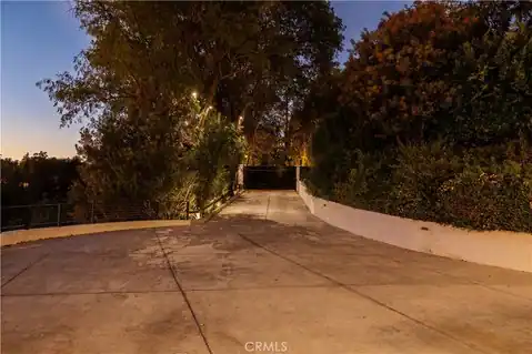 11480 Amanda Drive, Studio City, CA 91604 — photo 4