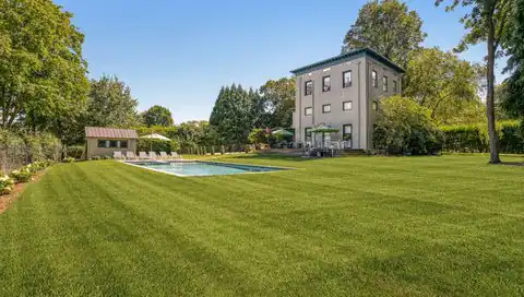 127 Bay Street, Sag Harbor, NY 11963 — photo 2