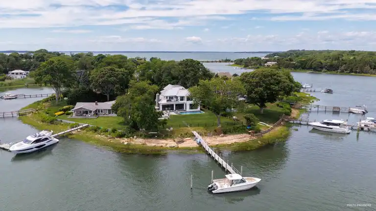 82 Harbor Drive, Sag Harbor, NY 11963