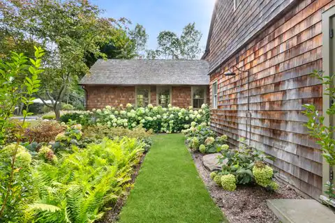 74 Toppings Path, Sagaponack, NY 11962 — photo 4