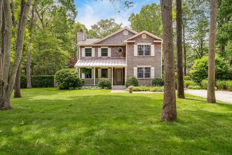 34 Bay View Drive, Sag Harbor, NY 11963
