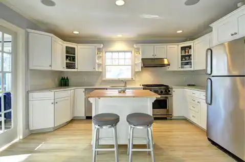 34 Bay View Drive, Sag Harbor, NY 11963 — photo 9