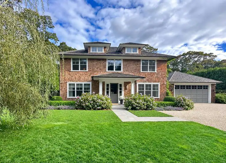 204 Cove Hollow Rd, East Hampton, NY 11937