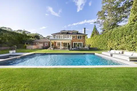 204 Cove Hollow Rd, East Hampton, NY 11937 — photo 2