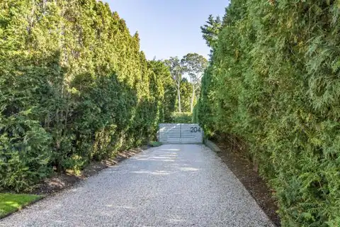 204 Cove Hollow Rd, East Hampton, NY 11937 — photo 33