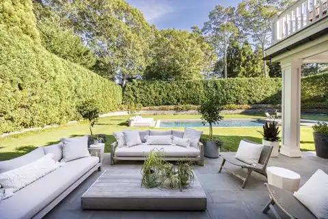 204 Cove Hollow Rd, East Hampton, NY 11937 — photo 5