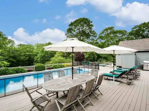 22 Blueberry Knolls La, East Hampton, NY 11937 — photo 2