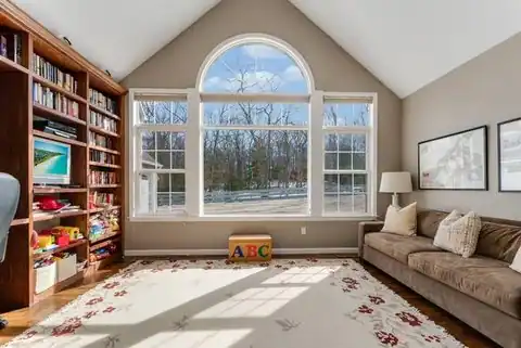 22 Blueberry Knolls La, East Hampton, NY 11937 — photo 4
