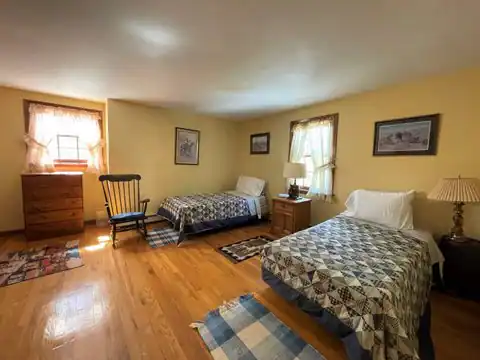 66 Hand Ln, Amagansett, NY 11930 — photo 12