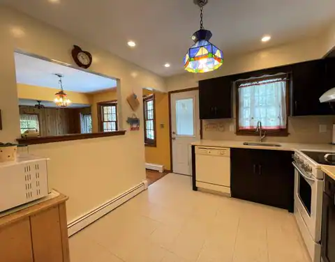 66 Hand Ln, Amagansett, NY 11930 — photo 14