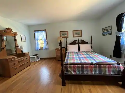 66 Hand Ln, Amagansett, NY 11930 — photo 7