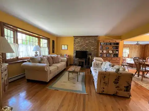 66 Hand Ln, Amagansett, NY 11930 — photo 8