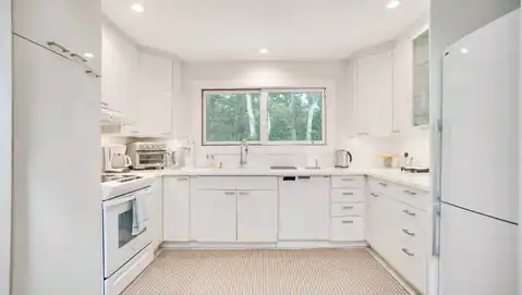 20 RENEE'S WAY, East Hampton, NY 11937 — photo 10