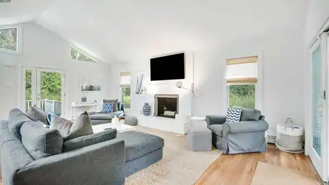 20 RENEE'S WAY, East Hampton, NY 11937 — photo 6