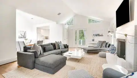 20 RENEE'S WAY, East Hampton, NY 11937 — photo 7