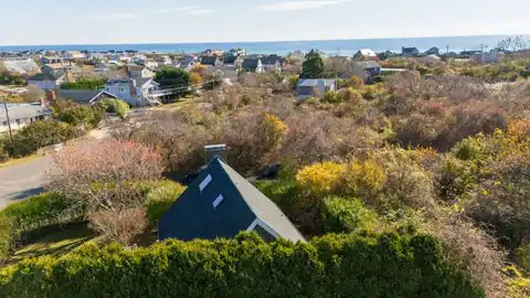 30 Rehan Ave, Montauk, NY 11954 — photo 22