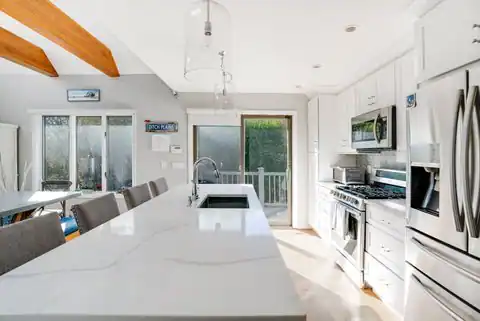 30 Rehan Ave, Montauk, NY 11954 — photo 33