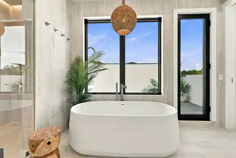 21 OLD MONTAUK HWY, Amagansett, NY 11930 — photo 37