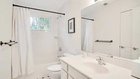 32 GARDINERS LN, East Hampton, NY 11937 — photo 11