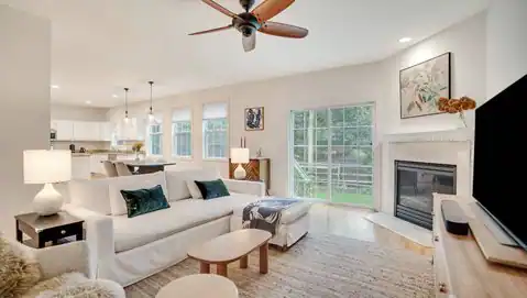 32 GARDINERS LN, East Hampton, NY 11937 — photo 16