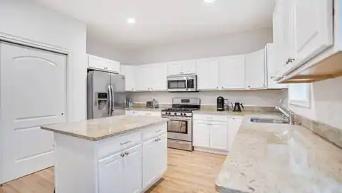 32 GARDINERS LN, East Hampton, NY 11937 — photo 19