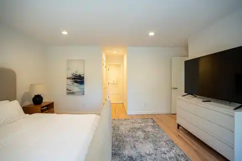 136 Beckys Path, Bridgehampton, NY 11932 — photo 11