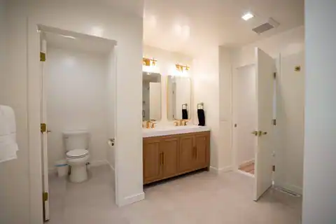 136 Beckys Path, Bridgehampton, NY 11932 — photo 13