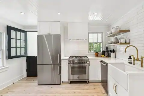 6 Cozzens Lane, Amagansett, NY 11930 — photo 11