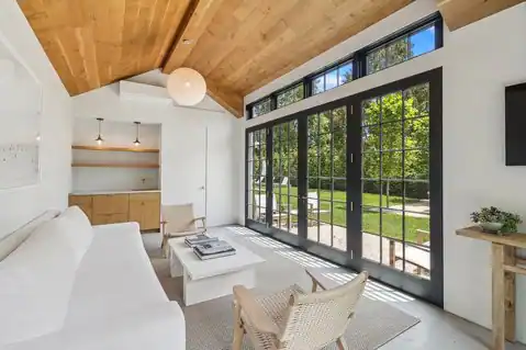 6 Cozzens Lane, Amagansett, NY 11930 — photo 2