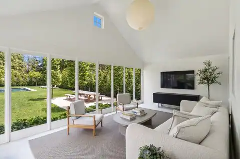 6 Cozzens Lane, Amagansett, NY 11930 — photo 5