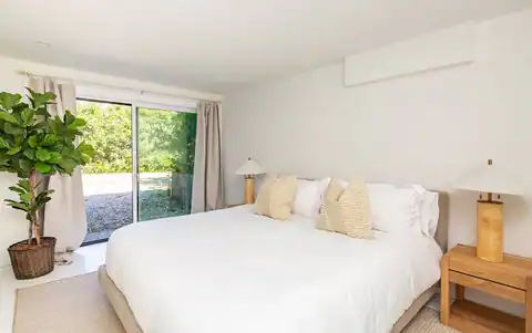 46 Napeague Harbor Road (Private Road), Amagansett, NY 11930 — photo 12