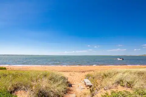 46 Napeague Harbor Road (Private Road), Amagansett, NY 11930 — photo 21