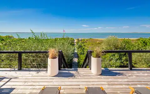 46 Napeague Harbor Road (Private Road), Amagansett, NY 11930 — photo 6