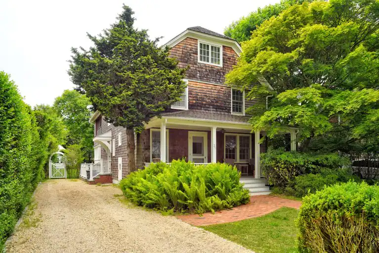 31 Meeting House Lane, Amagansett, NY 11968