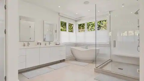 25 East Hollow Road, East Hampton, NY 11937 — photo 11