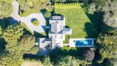 25 East Hollow Road, East Hampton, NY 11937 — photo 23