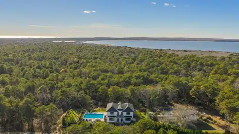 55 Bay View Ave, Amagansett, NY 11930 — photo 2