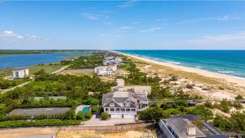 1370 Meadow Lane, Southampton, NY 11968 — photo 3