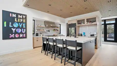 7 Eileens Path, East Hampton, NY 11937 — photo 8