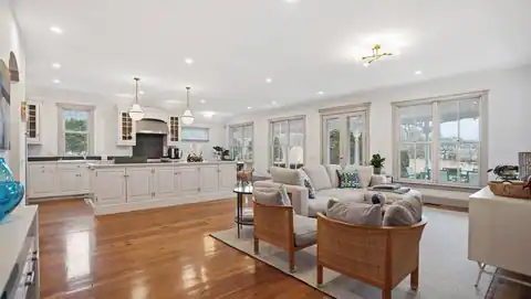 32 Oakland Ave, Sag Harbor, NY 11963 — photo 18