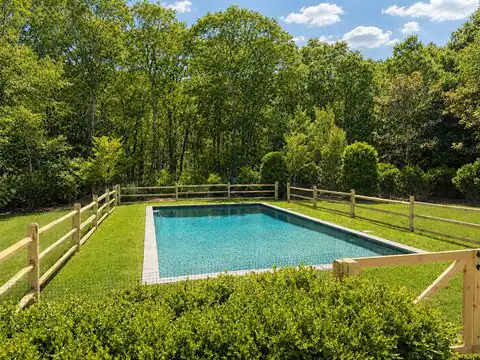 207 SIX POLE HWY, East Hampton, NY 11963 — photo 2
