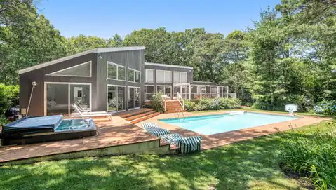 24 Saddle Ln, East Hampton, NY 11937 — photo 2
