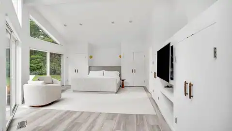 24 Saddle Ln, East Hampton, NY 11937 — photo 5