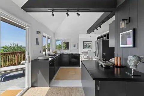 3 Bevan Pl, Shelter Island, NY 11964 — photo 12