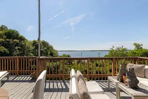 3 Bevan Pl, Shelter Island, NY 11964 — photo 18