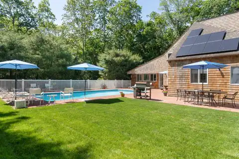 11 Wagon Lane, East Hampton, NY 11937 — photo 3