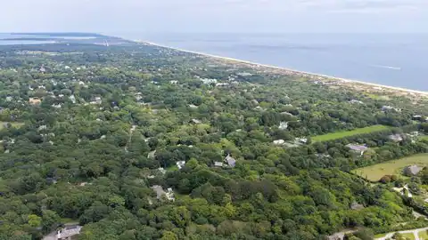 399 FURTHER LA, East Hampton, NY 11937 — photo 6